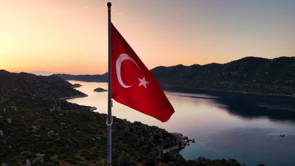 تركيا في عالم متعدد الأقطاب من سؤال الشرق والغرب إلى بناء مركز ثقل مستقل تركيا في عالم متعدد الأقطاب من سؤال الشرق والغرب إلى بناء مركز ثقل مستقل