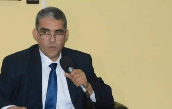 بعد إعفائه بسبب تسجيلات مع طالبة عميد كلية اللغة العربية بمراكش يرد ويتحدث عن تصفية حسابات بعد إعفائه بسبب تسجيلات مع طالبة عميد كلية اللغة العربية بمراكش يرد ويتحدث عن تصفية حسابات