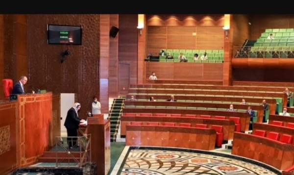29 برلمانيا من الاغلبية يسقطون مقترحي قانونين حول تسقيف أسعار المحروقات وتأميم شركة لاسامير 29 برلمانيا من الاغلبية يسقطون مقترحي قانونين حول تسقيف أسعار المحروقات وتأميم شركة لاسامير