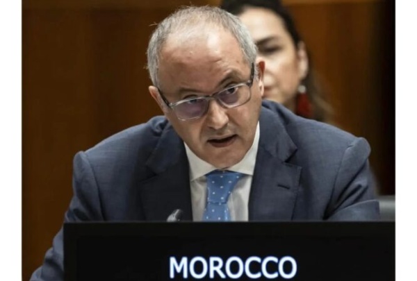السفير المغربي بإيطاليا السفارة تتابع عن كثب قضية وفاة عبد الرحيم فاكير وتواكب أسرته السفير المغربي بإيطاليا السفارة تتابع عن كثب قضية وفاة عبد الرحيم فاكير وتواكب أسرته