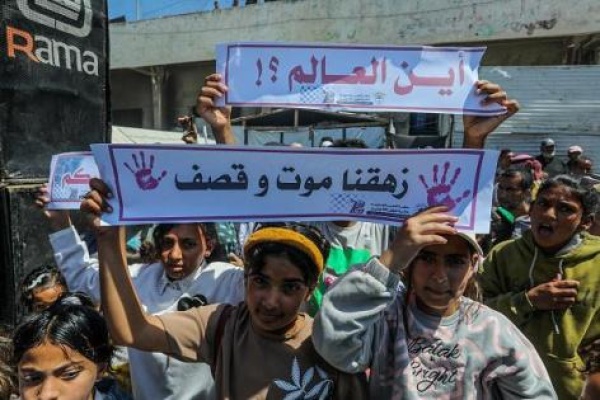 خاص ترتيبات إدارة غزة ما تزال تصطدم بملف السلاح وإسرائيل تمضي بخطة المدن التجريبية