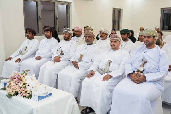 هيئة البيئة تطلق برنامج بناء الهوية البصرية لمحمية المها العربية بمحافظة الوسطى هيئة البيئة تطلق برنامج بناء الهوية البصرية لمحمية المها العربية بمحافظة الوسطى