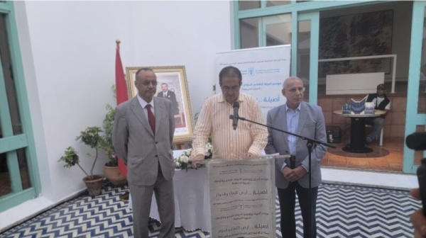 وزير أول سابق يقدم في أصيلة كتابه زمن العبور الهادئ شهادة على الانتقال الديمقراطي في موريتانيا وزير أول سابق يقدم في أصيلة كتابه زمن العبور الهادئ شهادة على الانتقال الديمقراطي في موريتانيا