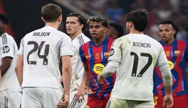 الموعد والقنوات الناقلة لكلاسيكو برشلونة وريال مدريد