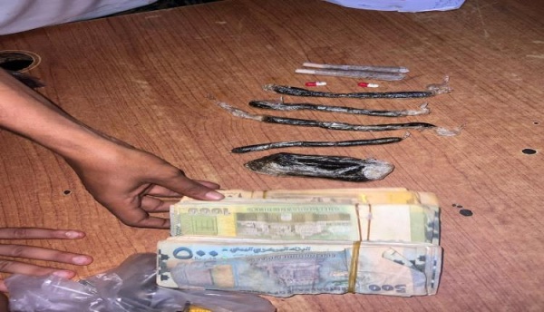 عدن فرقة طوارئ التواهي تضبط خلية متورطة في تجارة المخدرات والحشيش