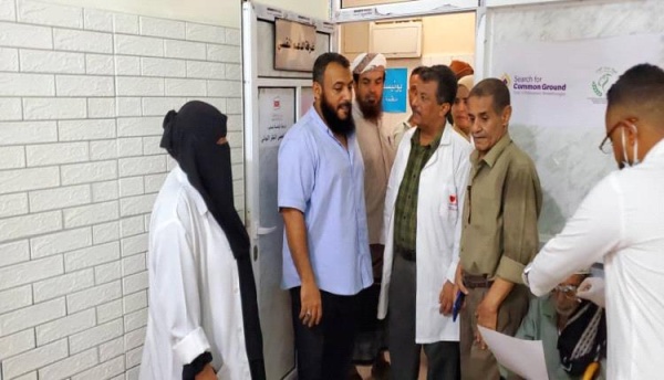 برعاية السلطة المحلية ومكتب الصحة في عدن تدشين مخيم طبي مجاني للعيون في مديرية التواهي برعاية السلطة المحلية ومكتب الصحة في عدن تدشين مخيم طبي مجاني للعيون في مديرية التواهي