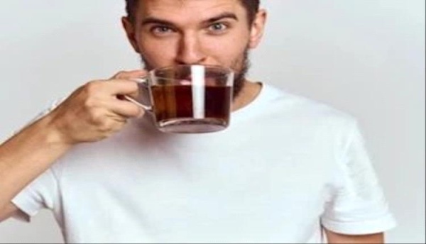 شاهد كيف يؤثر شرب الشاي صباح ا على صحة كليتيك