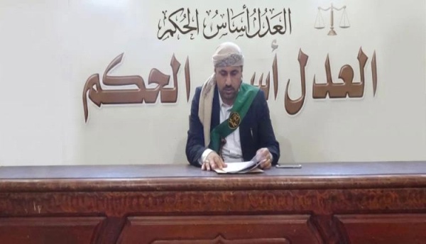 صنعاء خلافات بين قاض ومحامي ينتهي بحبس الموكل صنعاء خلافات بين قاض ومحامي ينتهي بحبس الموكل