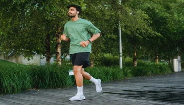 منها المشي تمارين لتحفيز حركة الأمعاء وتخفيف الإمساك منها المشي تمارين لتحفيز حركة الأمعاء وتخفيف الإمساك