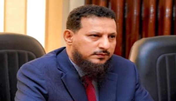 قرارات جديدة لمحافظ عدن تغيير قيادات بارزة قرارات جديدة لمحافظ عدن تغيير قيادات بارزة