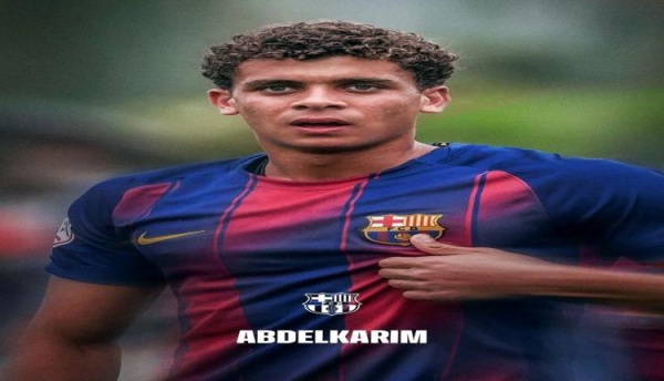 برشلونة يصعد حمزة عبد الكريم لقائمة الفريق الأول