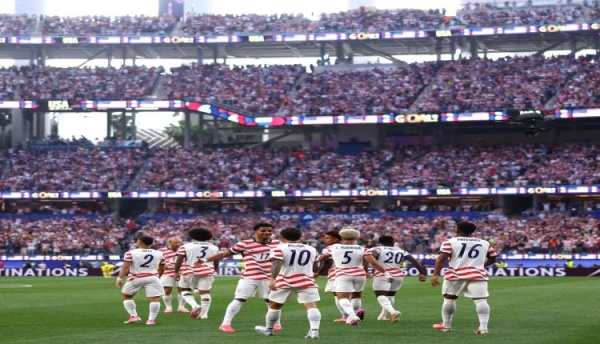 المنتخب الأميركي يحقق فوز تاريخي على باراغواي بالجولة الافتتاحية في المجموعة الرابعة المنتخب الأميركي يحقق فوز تاريخي على باراغواي بالجولة الافتتاحية في المجموعة الرابعة