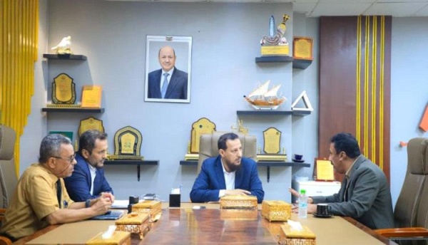 اجتماع بعدن يناقش جهود حماية اراضي الدولة من التعديات
