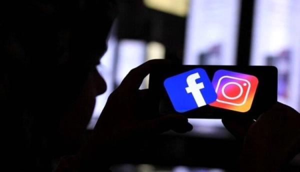 عطل يضرب فيسبوك وإنستغرام وشكاوى من آلاف المستخدمين عطل يضرب فيسبوك وإنستغرام وشكاوى من آلاف المستخدمين