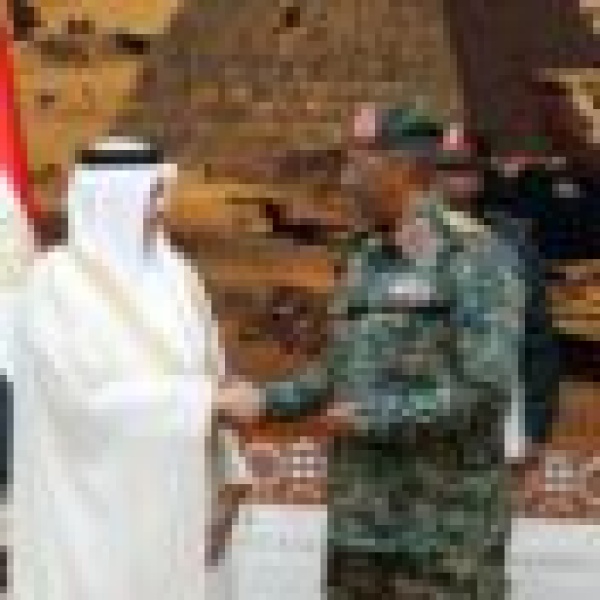 البرهان يتسلم أوراق اعتماد سفيري السعودية والصومال بالقصر الرئاسي البرهان يتسلم أوراق اعتماد سفيري السعودية والصومال بالقصر الرئاسي