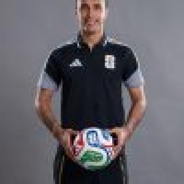 الحكمان السعوديان الطريس والعبكري يشاركان في إدارة مباراة كندا والبوسنة والهرسك بكأس العالم 2026 الحكمان السعوديان الطريس والعبكري يشاركان في إدارة مباراة كندا والبوسنة والهرسك بكأس العالم 2026