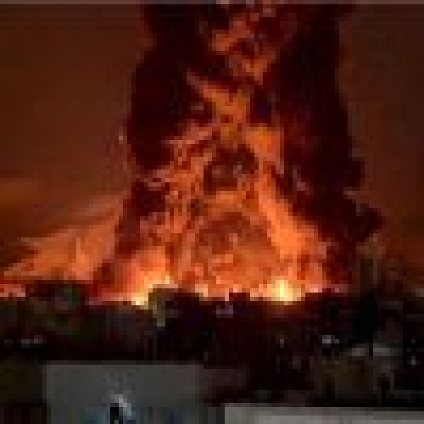 الجيش الأمريكي يشن غارات جديدة على إيران الجيش الأمريكي يشن غارات جديدة على إيران