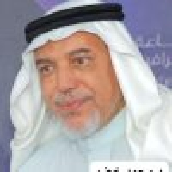 مثقفون يطالبون الجامعات بقبول الطلاب في مدنهم بدلا من السفر للمناطق والمحافظات