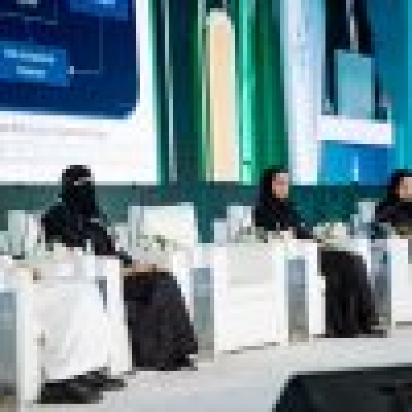 التحول الرقمي والذكاء الاصطناعي يتصدران جلسات ملتقى أبحاث الحج التحول الرقمي والذكاء الاصطناعي يتصدران جلسات ملتقى أبحاث الحج