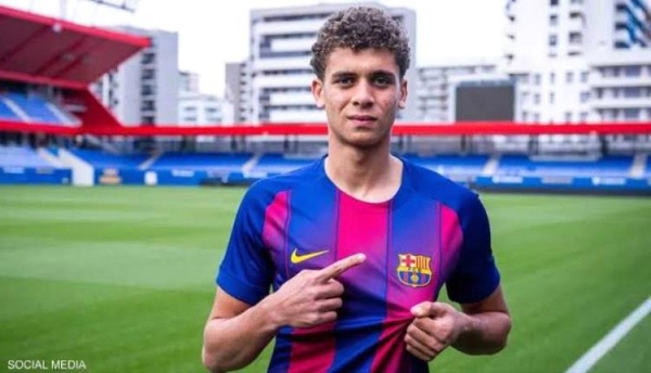 برشلونة يعلن تفعيل بند شراء حمزة عبد الكريم