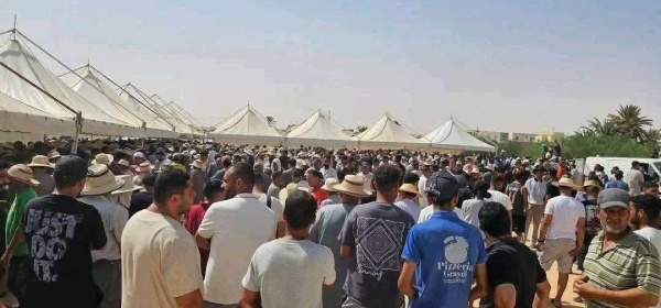 بن قردان توشح بالسواد تشييع حاشد لجثامين 10 من ضحايا فاجعة غرق مركب حرقة بجرجيس بن قردان توشح بالسواد تشييع حاشد لجثامين 10 من ضحايا فاجعة غرق مركب حرقة بجرجيس