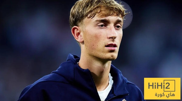 انقسام بين جمهور ريال مدريد بسبب تصرف هويسن وبيتارش انقسام بين جمهور ريال مدريد بسبب تصرف هويسن وبيتارش