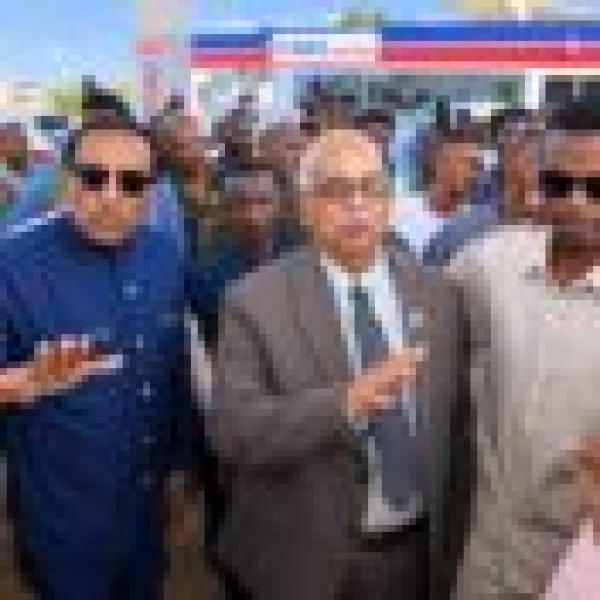 تفاقم أزمة الوقود في السودان والولايات ترفع الأسعار تفاقم أزمة الوقود في السودان والولايات ترفع الأسعار