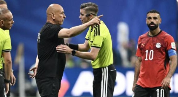 زلزال تحكيمي في المونديال الفيفا يتحرك رسمي ا بعد احتجاج مصر ضد الحكم الفرنسي زلزال تحكيمي في المونديال الفيفا يتحرك رسمي ا بعد احتجاج مصر ضد الحكم الفرنسي