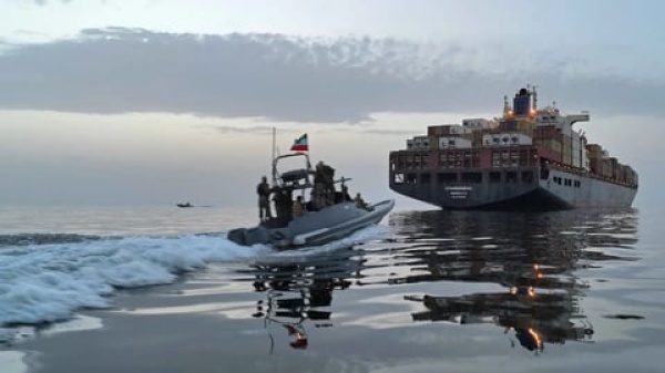 ألمانيا تدفع بكاسحات ألغام نحو المنطقة وأوروبا تتهيأ لتأمين مضيق هرمز