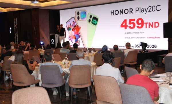 العلامة الت كنولوجي ة honor تطلق الهاتف الجديد honor play20c بشاشة خلفي ة تفاعلي ة مبتكرة الأولى من نوعها في تونس العلامة الت كنولوجي ة honor تطلق الهاتف الجديد honor play20c بشاشة خلفي ة تفاعلي ة مبتكرة الأولى من نوعها في تونس