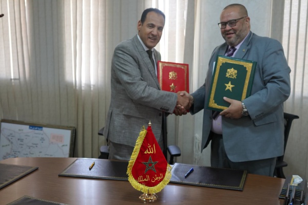 الأكاديمية الجهوية ببني ملال والسجن المحلي يوقعان اتفاقية شراكة لتنزيل العقوبات البديلة الأكاديمية الجهوية ببني ملال والسجن المحلي يوقعان اتفاقية شراكة لتنزيل العقوبات البديلة