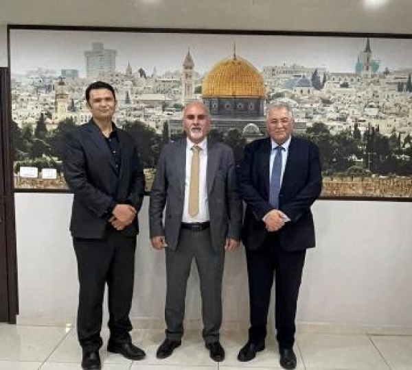 جامعة القدس ووزارة الزراعة تبحثان تعزيز التعاون لتطوير القطاع الزراعي الفلسطيني جامعة القدس ووزارة الزراعة تبحثان تعزيز التعاون لتطوير القطاع الزراعي الفلسطيني