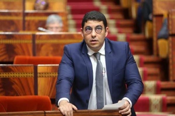 مرسوم الاختصاصات يحسم الجدل حول قطاع الاتصال ويضعه تحت سلطة المهدي بنسعيد مرسوم الاختصاصات يحسم الجدل حول قطاع الاتصال ويضعه تحت سلطة المهدي بنسعيد
