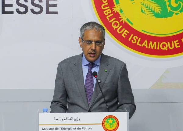 وزير الطاقة أزمة البنزين تعود لرفض شحنة غير مطابقة والشحنة البديلة وصلت وزير الطاقة أزمة البنزين تعود لرفض شحنة غير مطابقة والشحنة البديلة وصلت