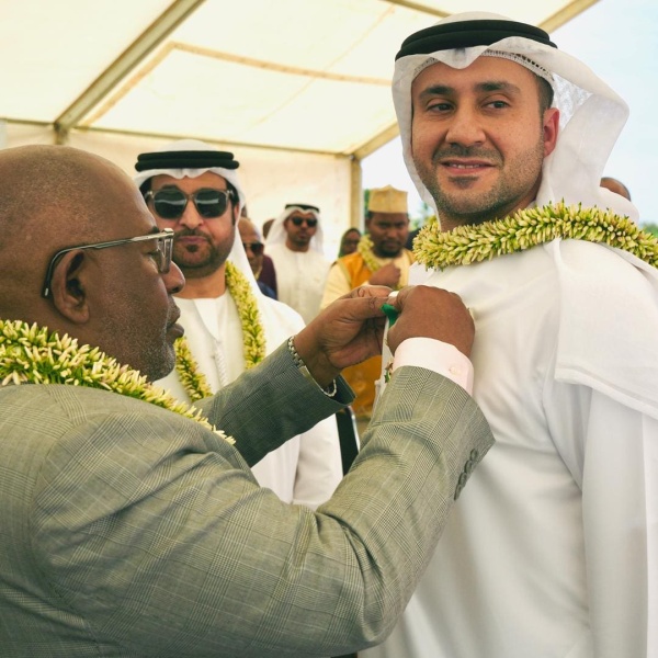 ثالث تكريم إفريقي في أقل من عام جزر القمر تقل د علي الشمري وساما رفيعا ثالث تكريم إفريقي في أقل من عام جزر القمر تقل د علي الشمري وساما رفيعا