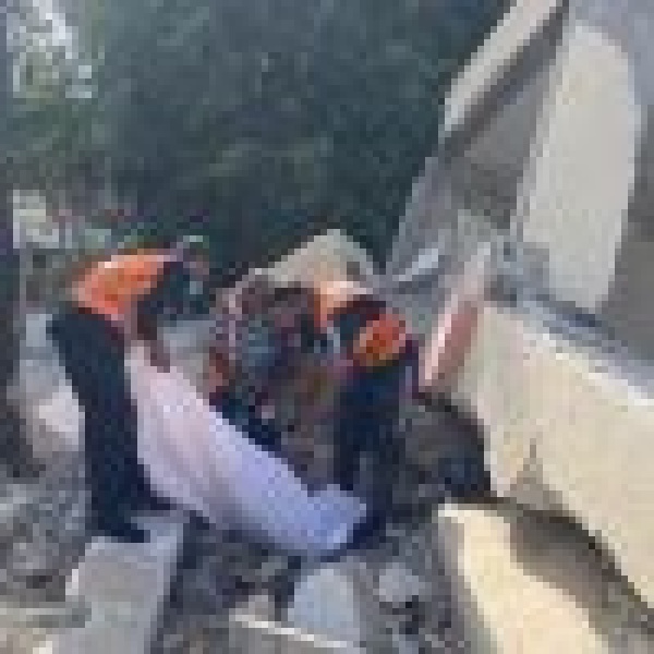 بينهم أطفال ونساء وعائلات بأكملها ارتفاع أعداد الشهداء الفلسطينيين في قطاع غزة إلى 73 008 شهداء بينهم أطفال ونساء وعائلات بأكملها ارتفاع أعداد الشهداء الفلسطينيين في قطاع غزة إلى 73 008 شهداء