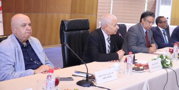 وزير التجارة مطالبون بالمحافظة على مكانة تونس على مستوى التصدير والعمل على تعزيز إشعاعها وزير التجارة مطالبون بالمحافظة على مكانة تونس على مستوى التصدير والعمل على تعزيز إشعاعها