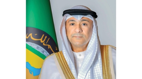 البديوي يدين بأشد العبارات استمرار اعتداءات إيران على الكويت والبحرين البديوي يدين بأشد العبارات استمرار اعتداءات إيران على الكويت والبحرين