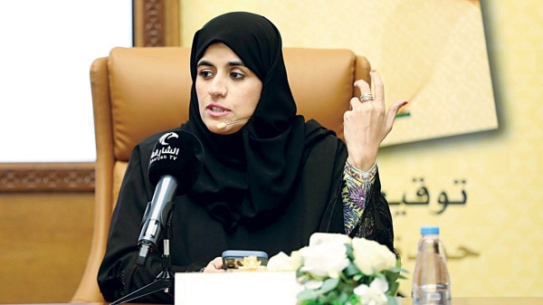 الشاعرة حمدة العوضي لـ الاتحاد المشهد الأدبي الإماراتي ثري بأصواته وتجارب ه المتجددة الشاعرة حمدة العوضي لـ الاتحاد المشهد الأدبي الإماراتي ثري بأصواته وتجارب ه المتجددة