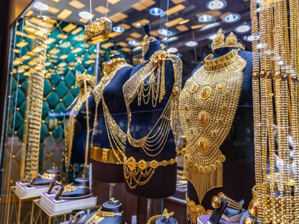 معرض الشرق الأوسط للساعات والمجوهرات ينطلق غدا في إكسبو الشارقة معرض الشرق الأوسط للساعات والمجوهرات ينطلق غدا في إكسبو الشارقة