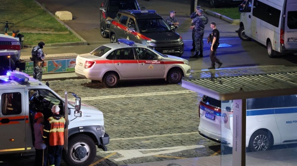 قتلى وجرحى بانفجار داخل مقهى في موسكو