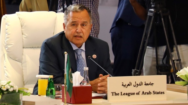 جامعة الدول العربية تستنكر استهداف ناقلة أدنوك بصاروخ إيراني في مضيق هرمز جامعة الدول العربية تستنكر استهداف ناقلة أدنوك بصاروخ إيراني في مضيق هرمز