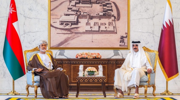 أمير قطر وسلطان ع مان يعقدان جلسة مباحثات أمير قطر وسلطان ع مان يعقدان جلسة مباحثات