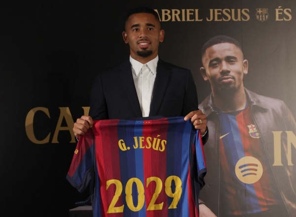 برشلونة يتعاقد مع جيسوس حتى عام 2029 برشلونة يتعاقد مع جيسوس حتى عام 2029
