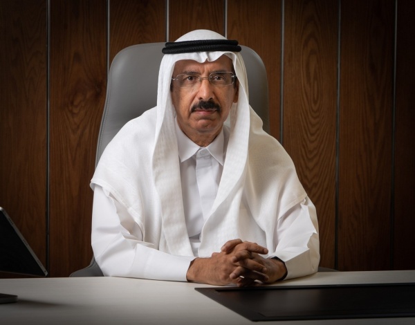أبوظبي للكتاب يختار محمد المر الشخصية الأولى في مبادرة أعلام الإمارات