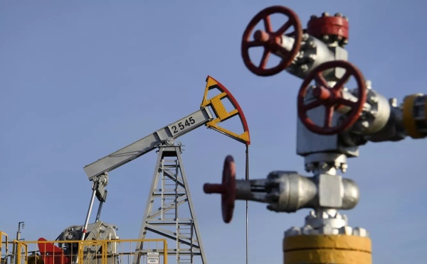 القيود التركية على ناقلات النفط تمنع وصول ملايين براميل الخام إلى السوق