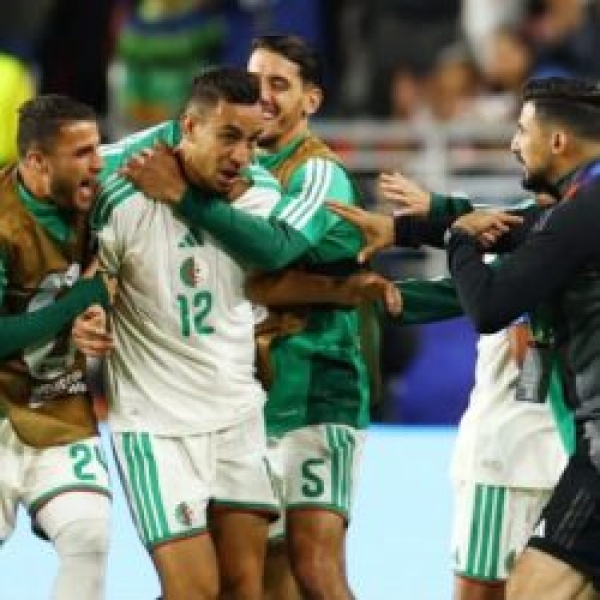 الجزائر تفوز على الأردن بثنائية في مونديال العالم 2026 الجزائر تفوز على الأردن بثنائية في مونديال العالم 2026