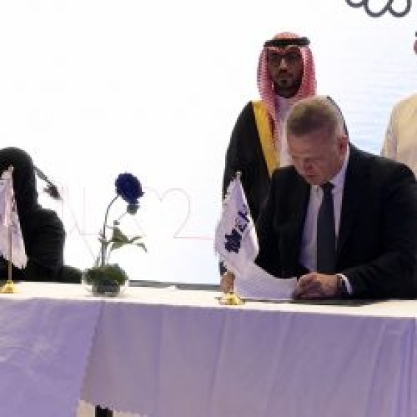 الدكتور عواجي النعمي يدشن جمعية مهجة لصحة القلب بجازان ويشهد توقيع 3 اتفاقيات ومذكرة تفاهم