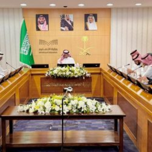 مدير تعليم الطائف يدشن مشروع ر شد مدير تعليم الطائف يدشن مشروع ر شد