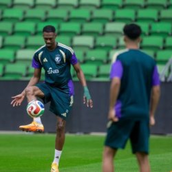 الأخضر السعودي يواصل استعداداته في أوستن قبل مواجهة إسبانيا في كأس العالم الأخضر السعودي يواصل استعداداته في أوستن قبل مواجهة إسبانيا في كأس العالم